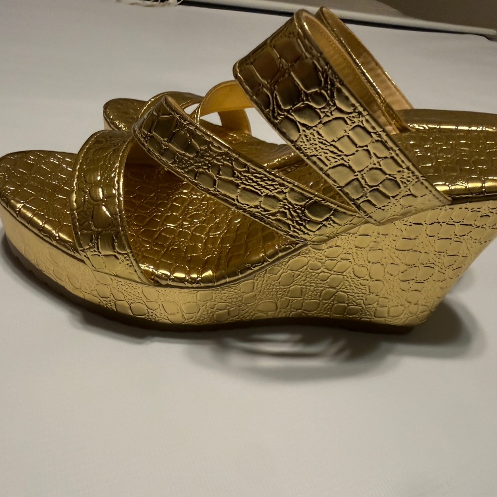 SHEIN Metallic Gold Croc-Embossed Wedge Slide Sandals